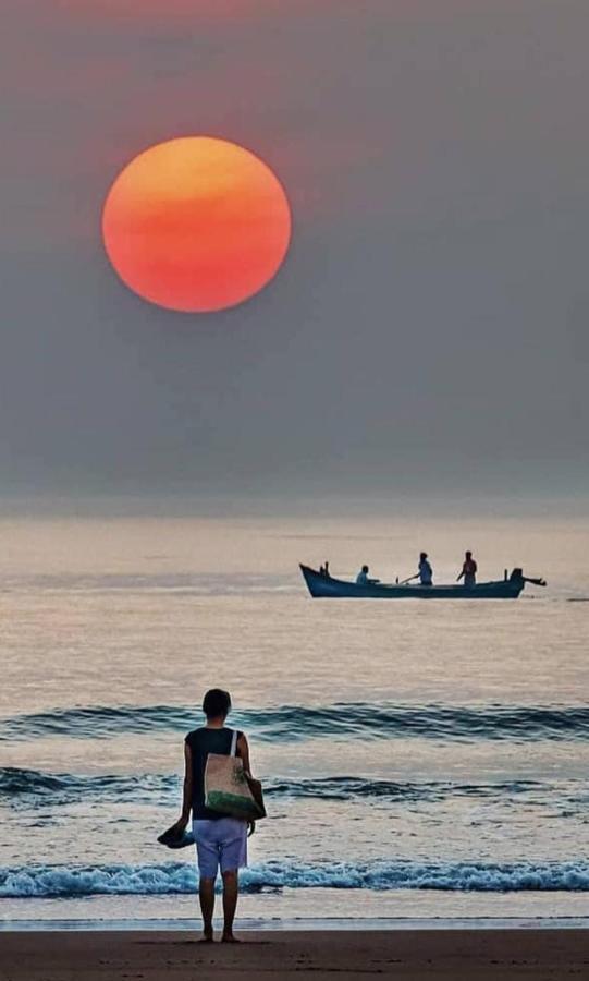 Marari Sibiya Beach Villa Марарикулам Экстерьер фото